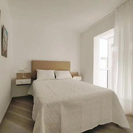 Nerja Sun Apartamento Bronce B Centro * Nerja